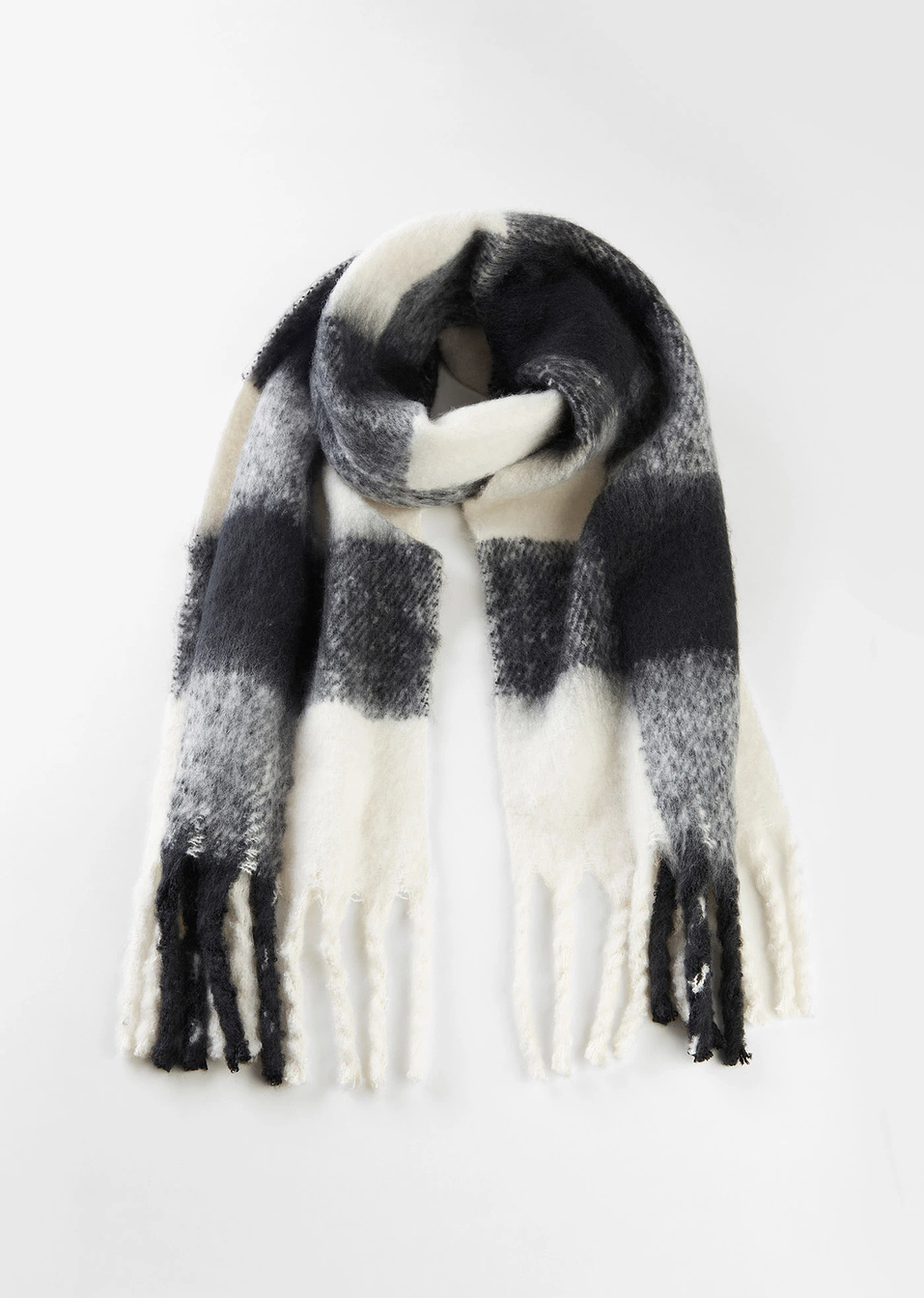 Шал-Черно/Кремаво бяло каре-bpc bonprix collection