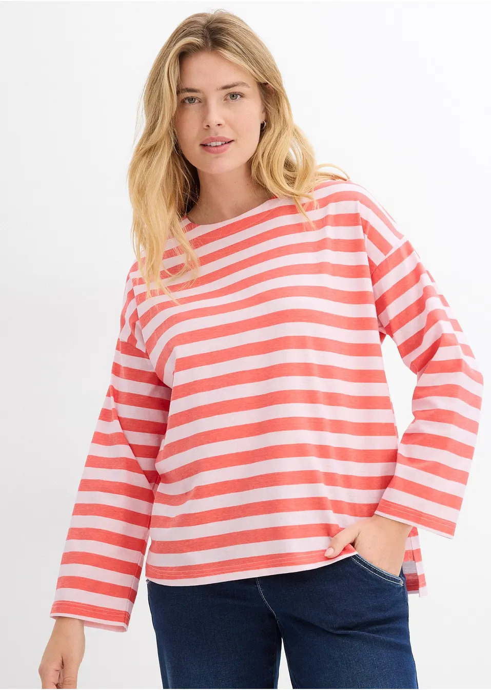 Μακριά βαμβακερή μπλούζα με ασύμμετρο τελείωμα-bonprix