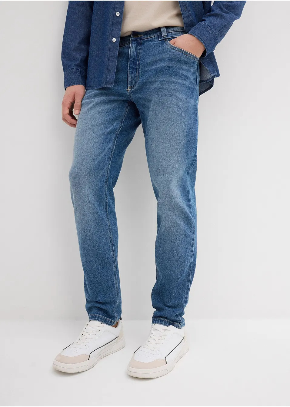 Ελαστικό τζιν relaxed fit, tapered-bonprix