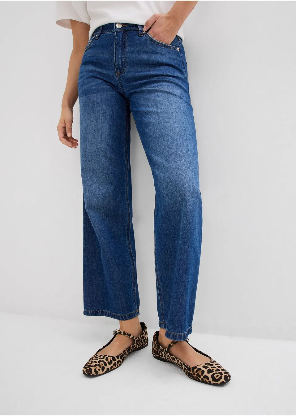 polu-malako-tzin-baggy-cropped-mesaio-upsos-mesis-bonprix
