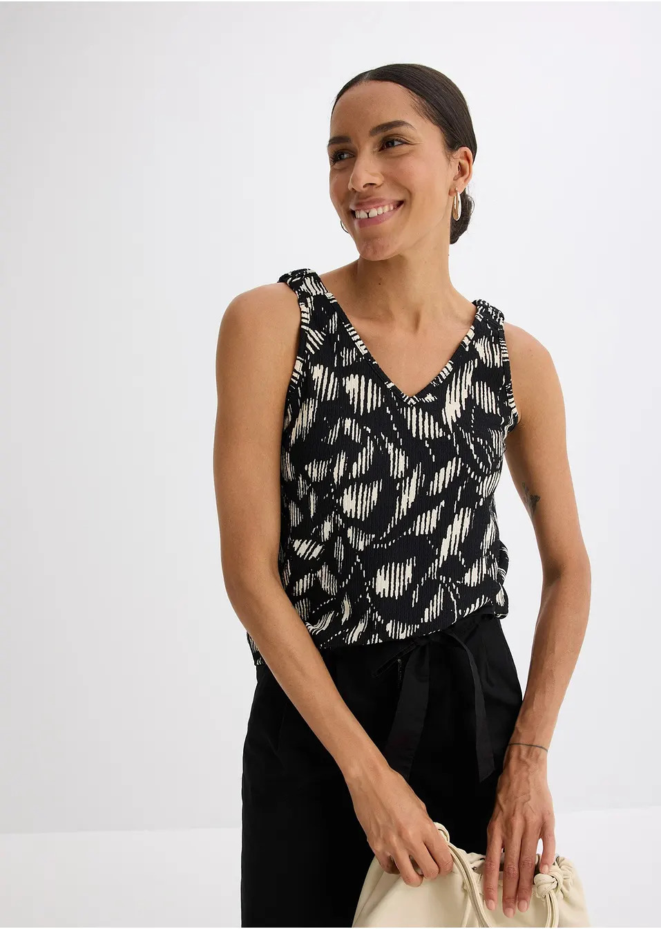 Εμπριμέ τοπ από ανάγλυφο ζέρσεϊ-bonprix