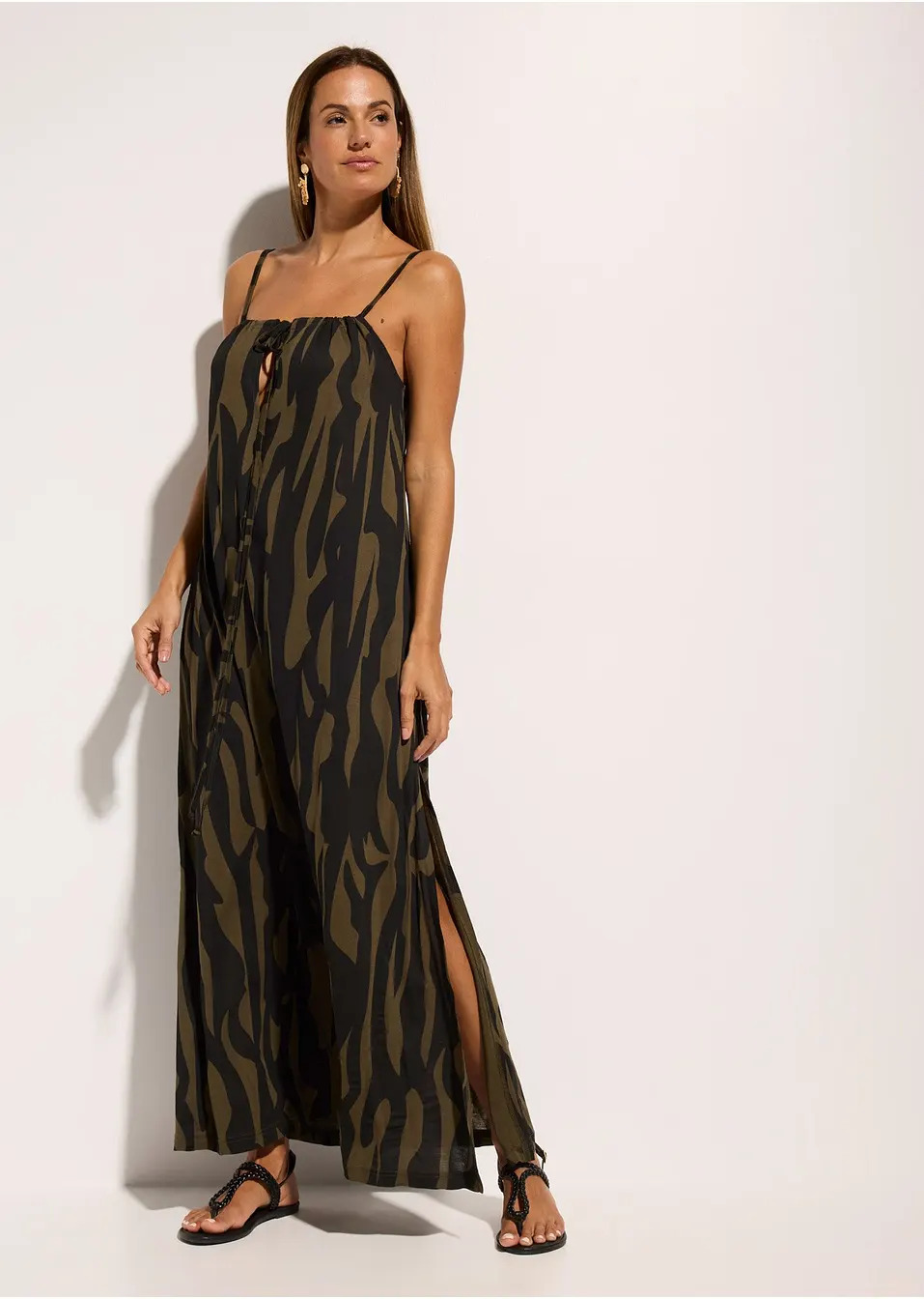 Φόρεμα για την παραλία από βισκόζη-bonprix