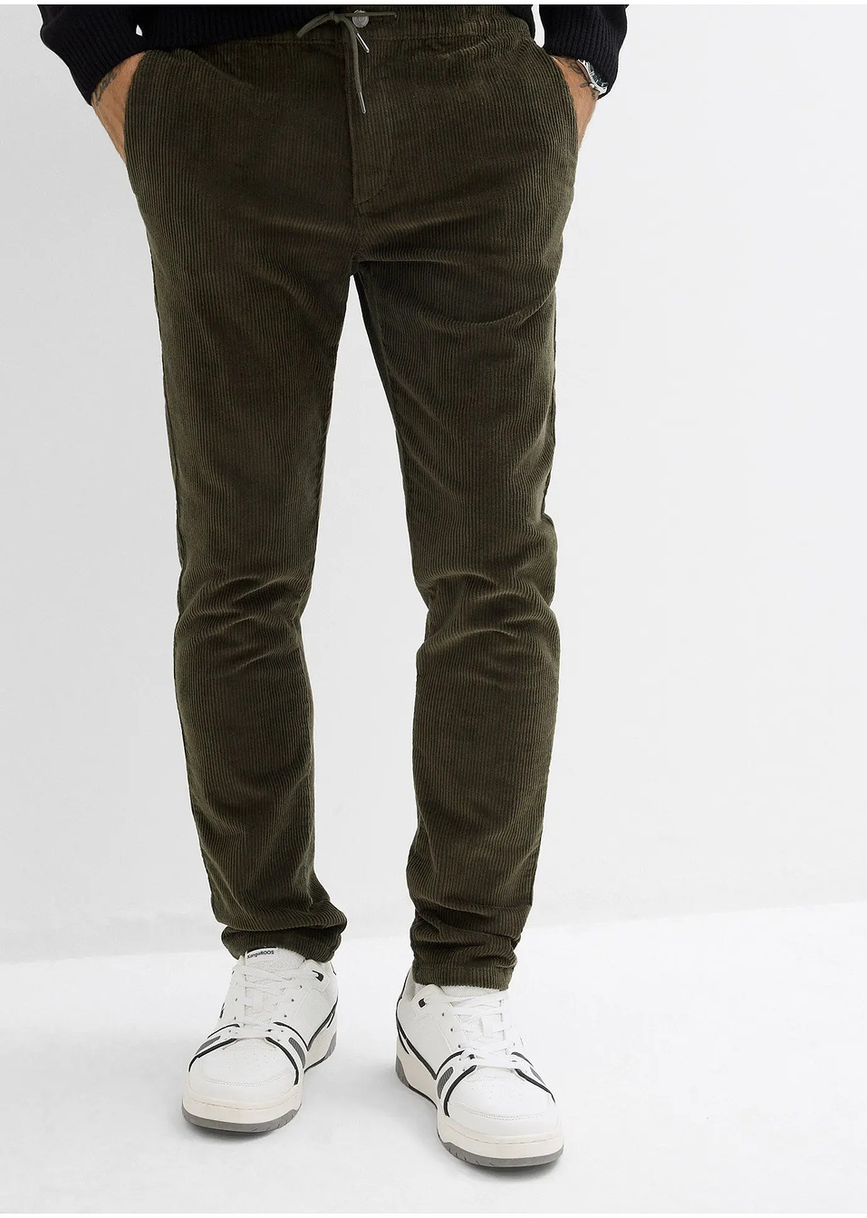 Ελαστικό βελούδινο παντελόνι με λάστιχο στη μέση, regular fit-bonprix