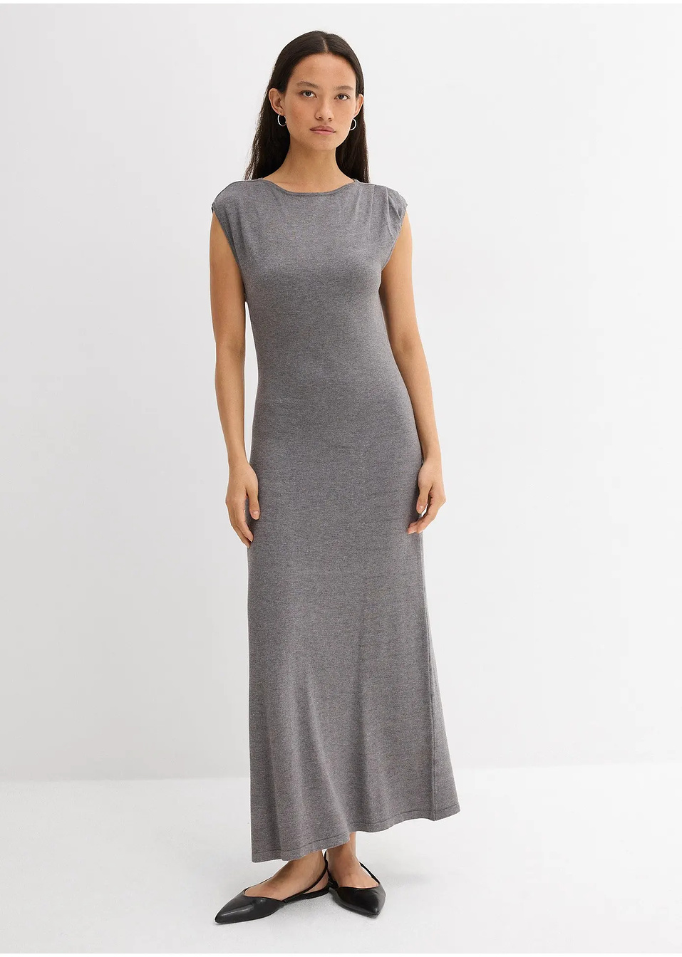 Πλεκτό φόρεμα από λεπτό νήμα από σύμμεικτη βισκόζη-bonprix