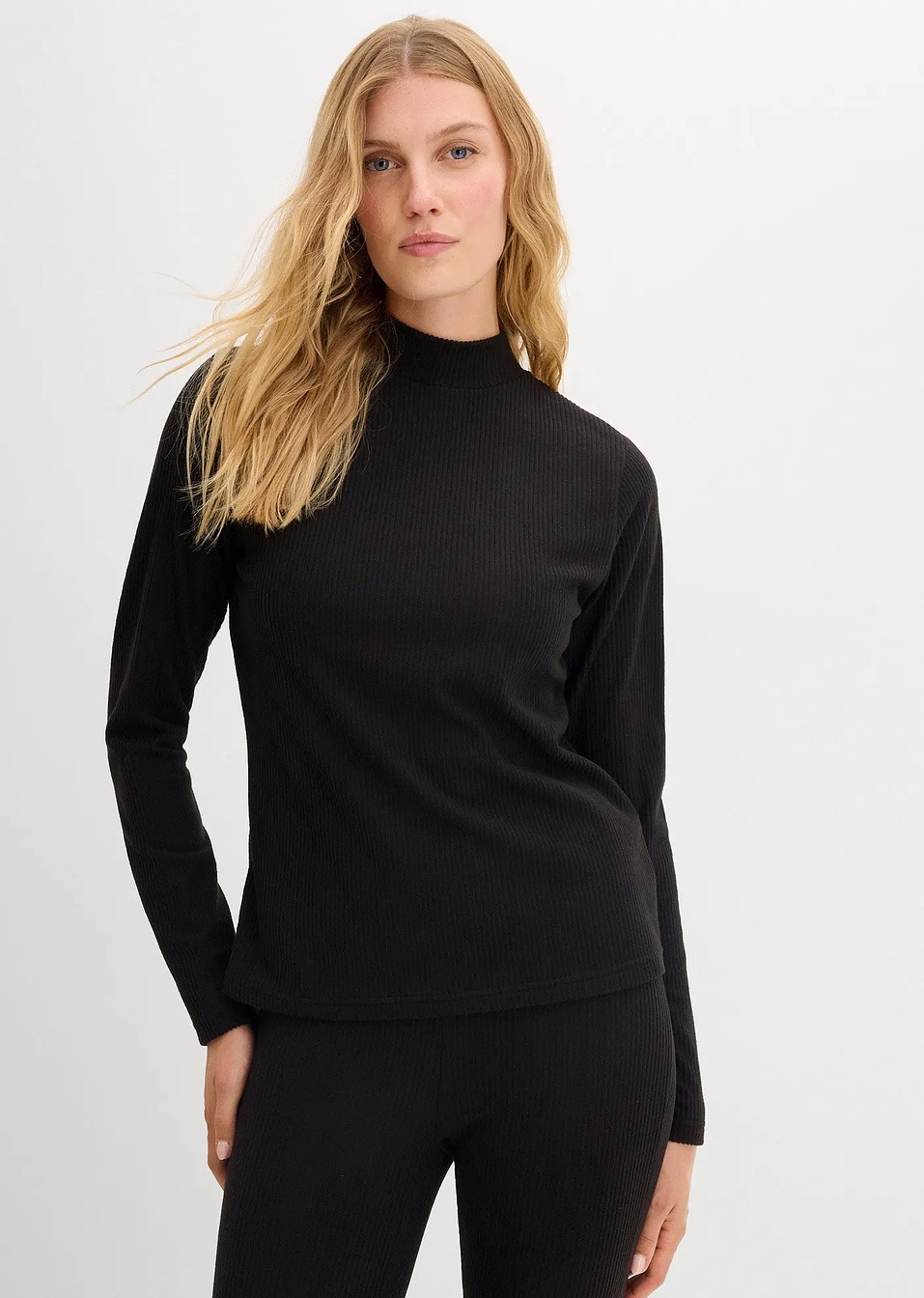 Ισοθερμική μπλούζα με ίσιο λαιμό-bonprix